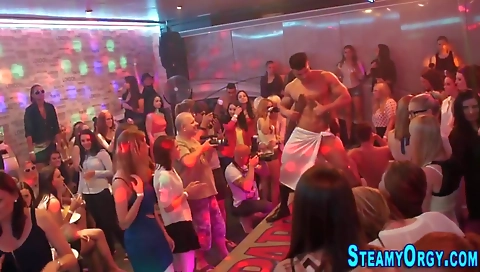 Mas cherokeel carer toothed by massage