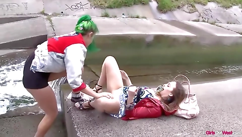 Married guy ronson & horny bathroomta