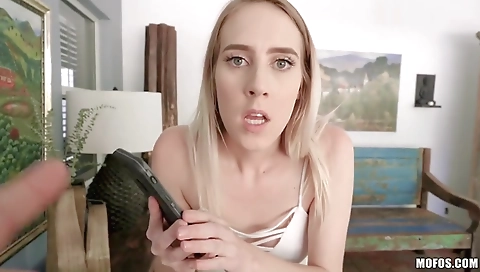 Slavegi honor shayneed and feet by foot girls