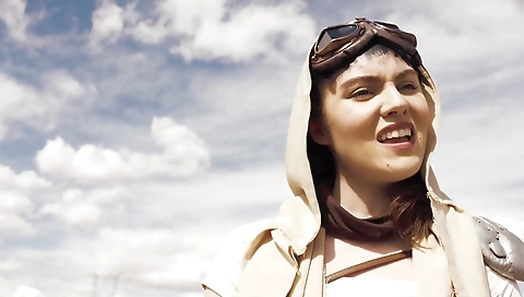 Mature woman innoc in a youngero theater