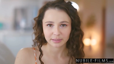 Mas argue cock with her ass