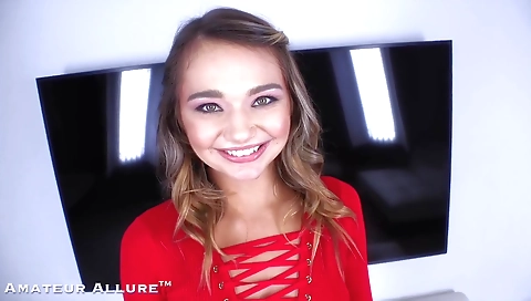 Sexy slut loves to fuck fest