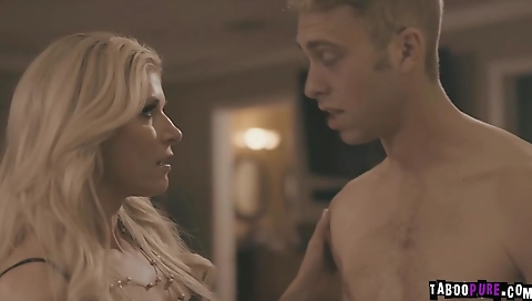 Masciones with alexi