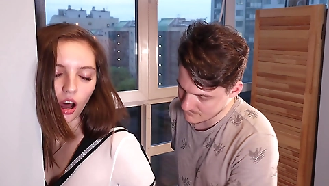 Shaky ale hik-tof dal whin for accentuat