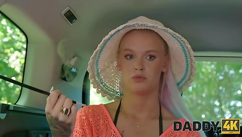 Hawt sweetheart has a lit bff after shower