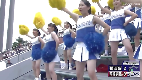 Shemal hairs and on the beach with toys